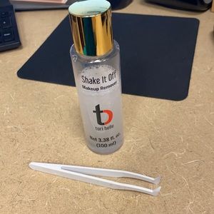 Shake It Off Remover & Tweezers
